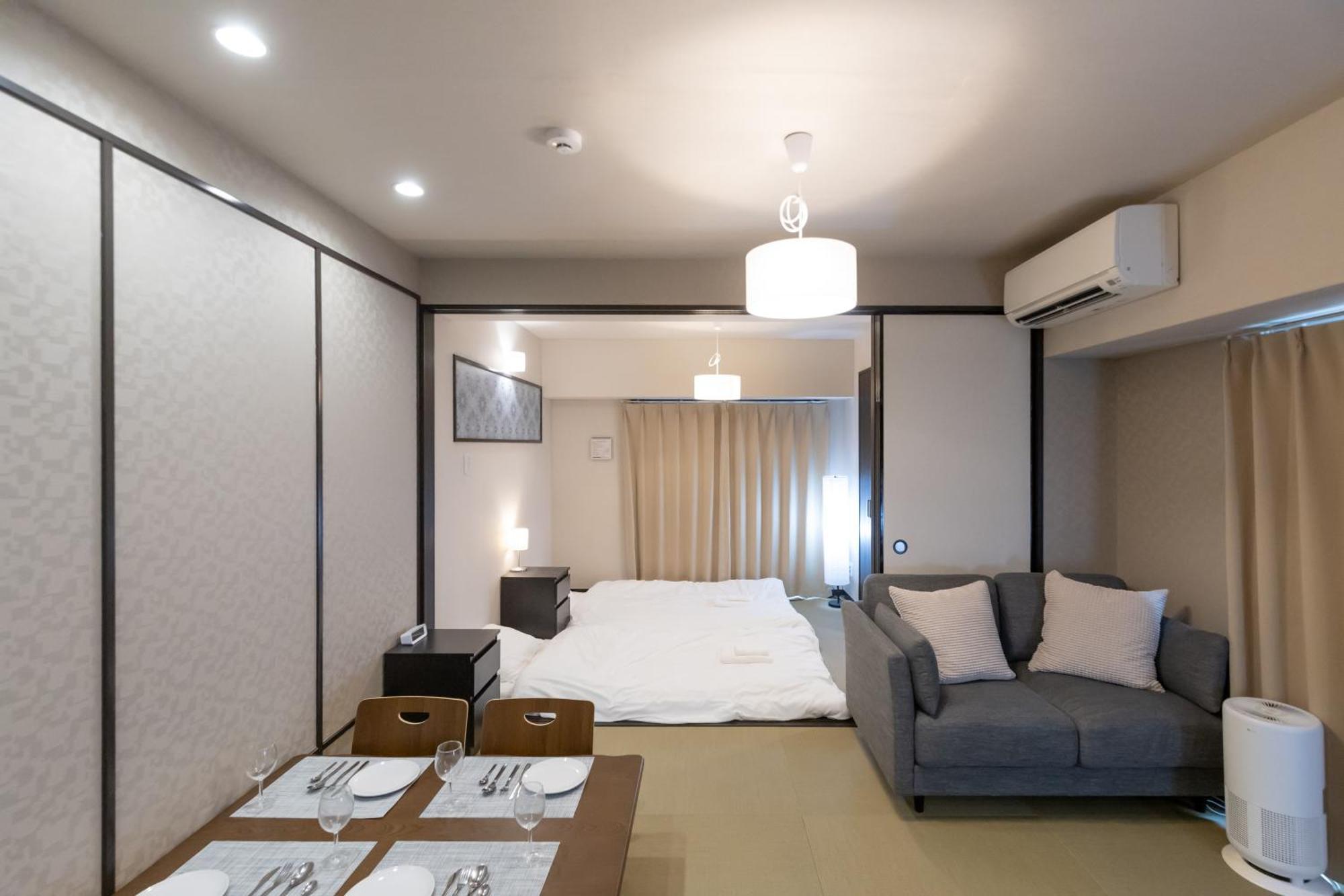 H2H Dotonbori Apartment Osaka Bagian luar foto