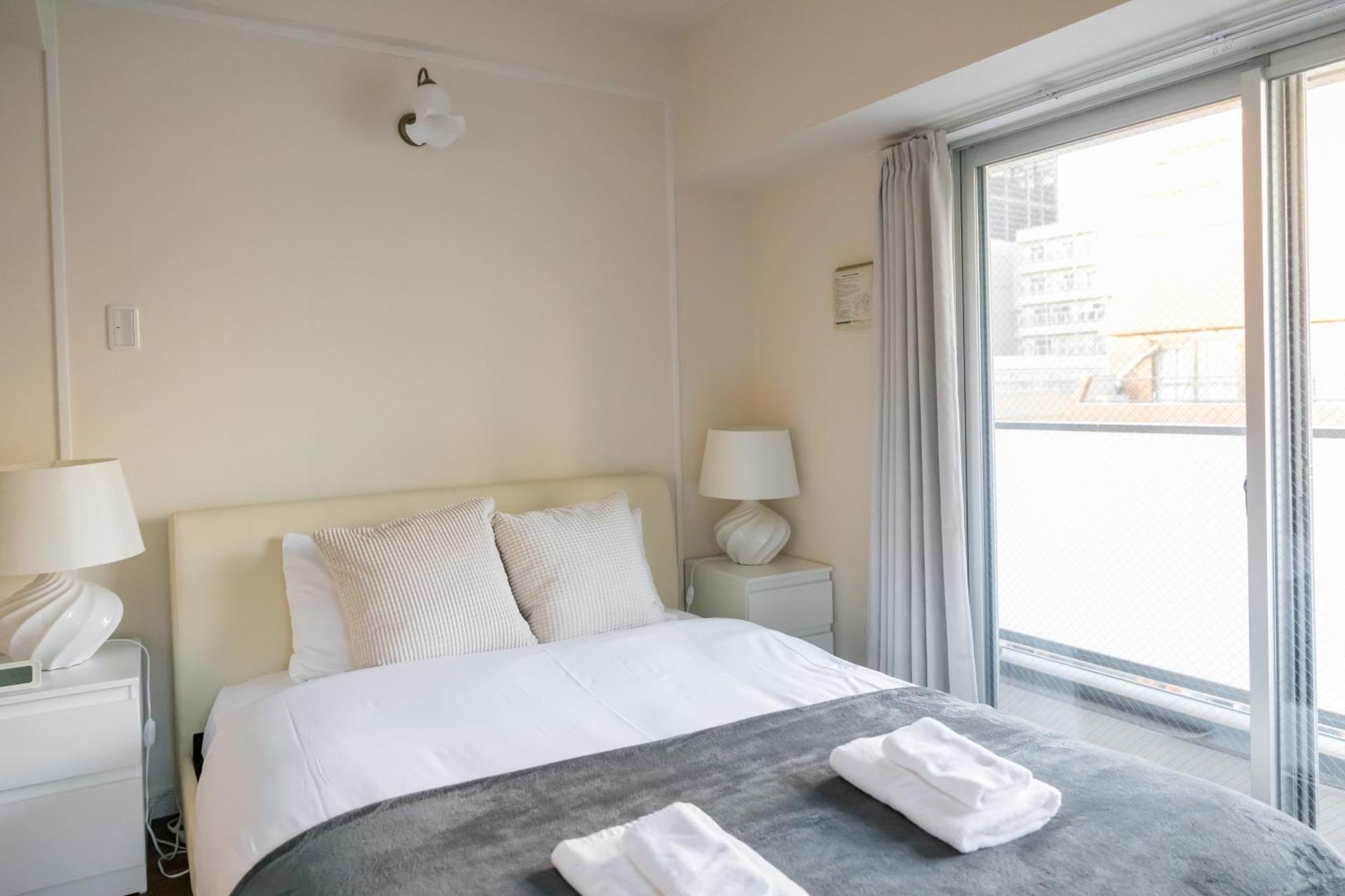 H2H Dotonbori Apartment Osaka Bagian luar foto
